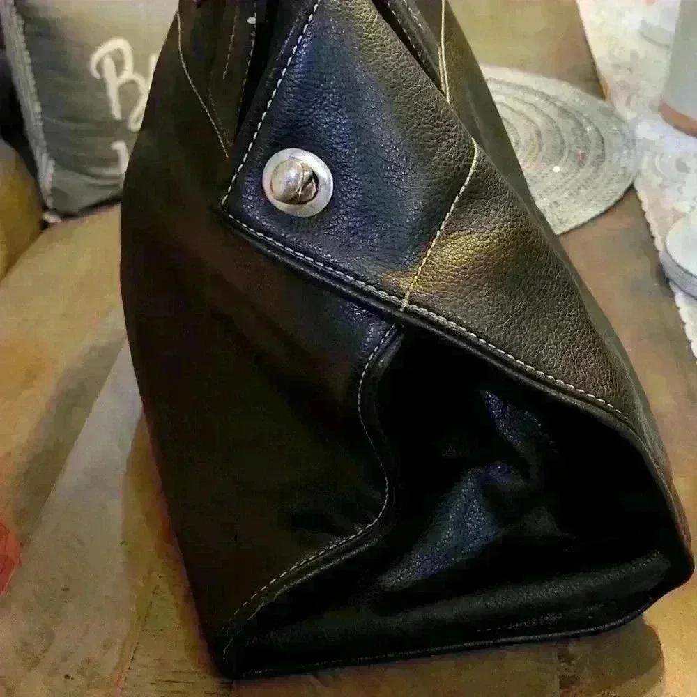 Genuine Tod's Girelli Bag - Picture 4 of 8